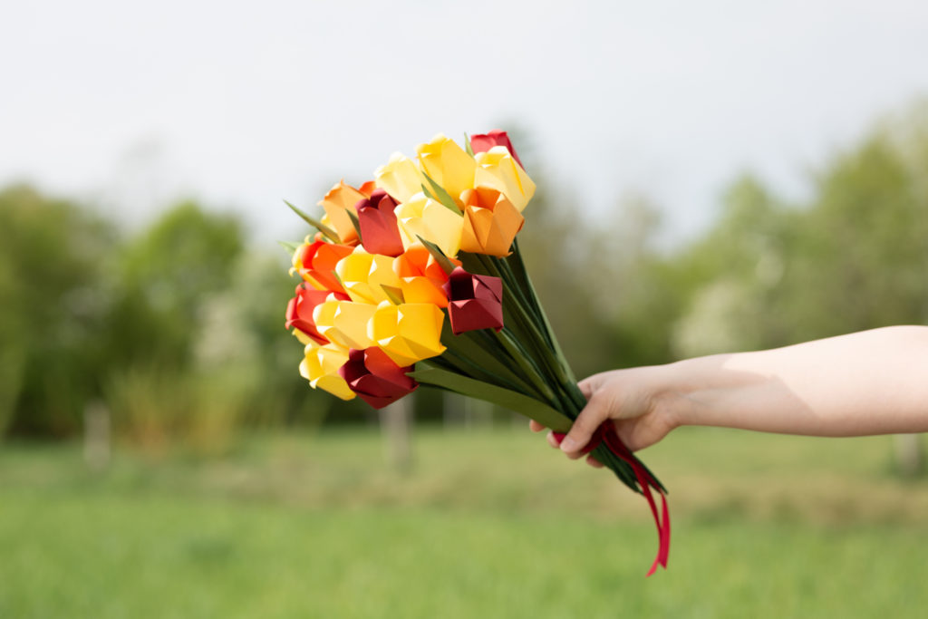 Origami Blumenstrauß - Sag's mit Blumen